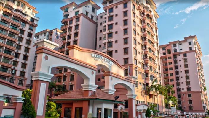 Homestay Marina Court Kota Kinabalu Exterior photo